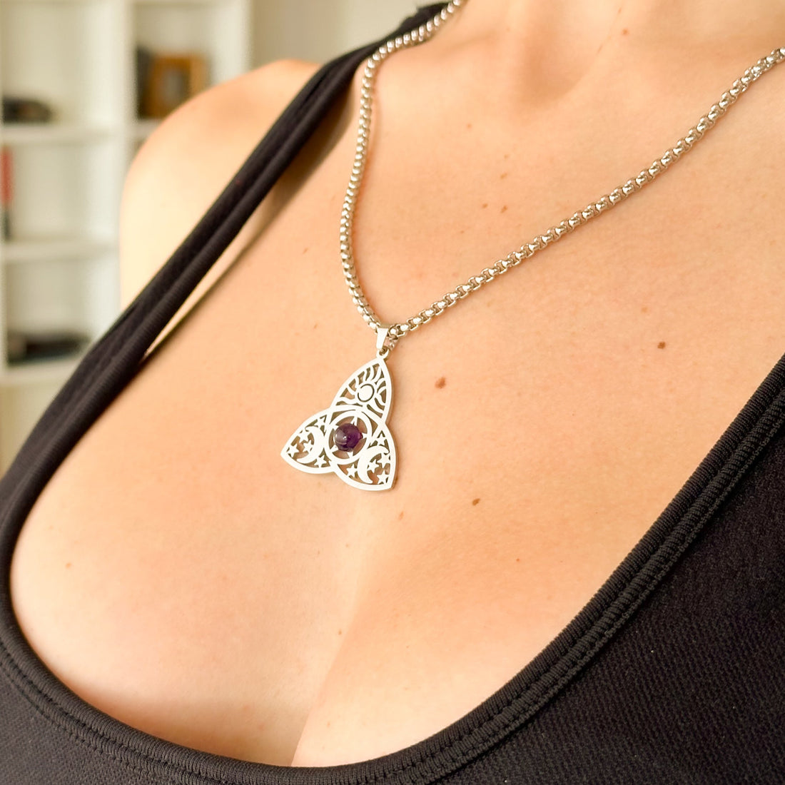 Amuleto Triqueta Triple Luna con Amatista 🌙