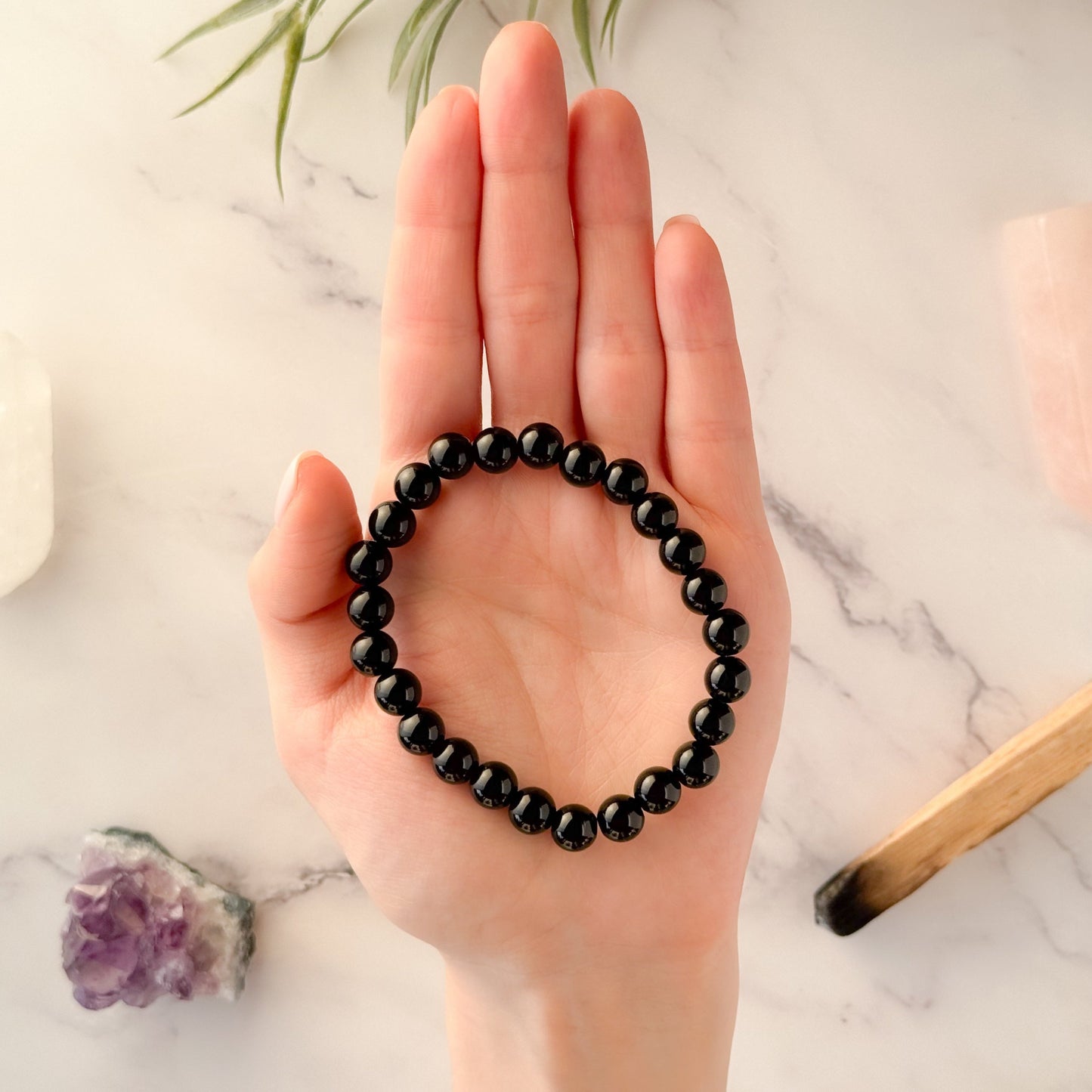 🌑 Pulsera de Turmalina Negra: Bloqueo de Energías Negativas y Protección 🌌🛡️